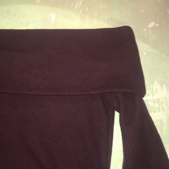 Forever 21 off the shoulder top - Picture 2 of 3